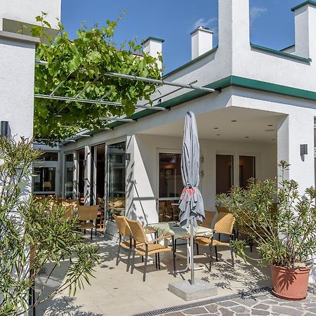 Hotel Zachs Санкт-Маргаретен-им-Бургенланд Экстерьер фото