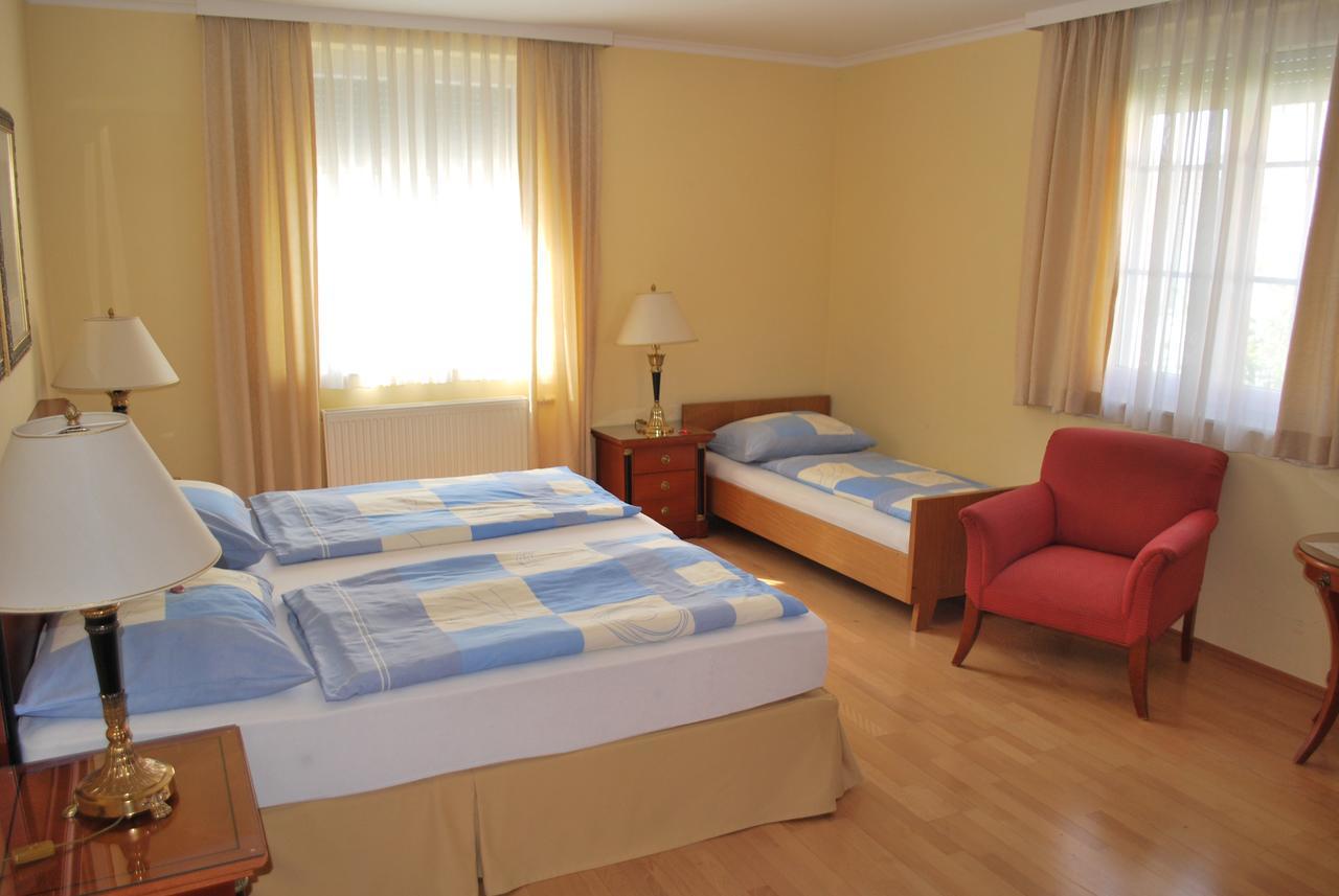 Hotel Zachs Санкт-Маргаретен-им-Бургенланд Экстерьер фото